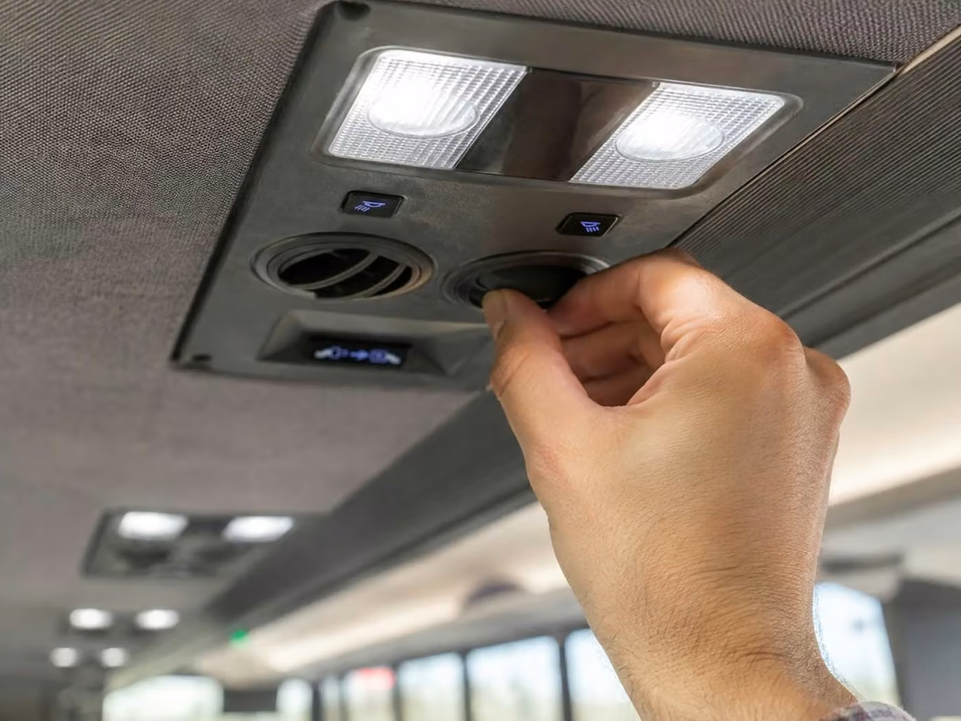 torrington 15 passenger minibus air conditioning