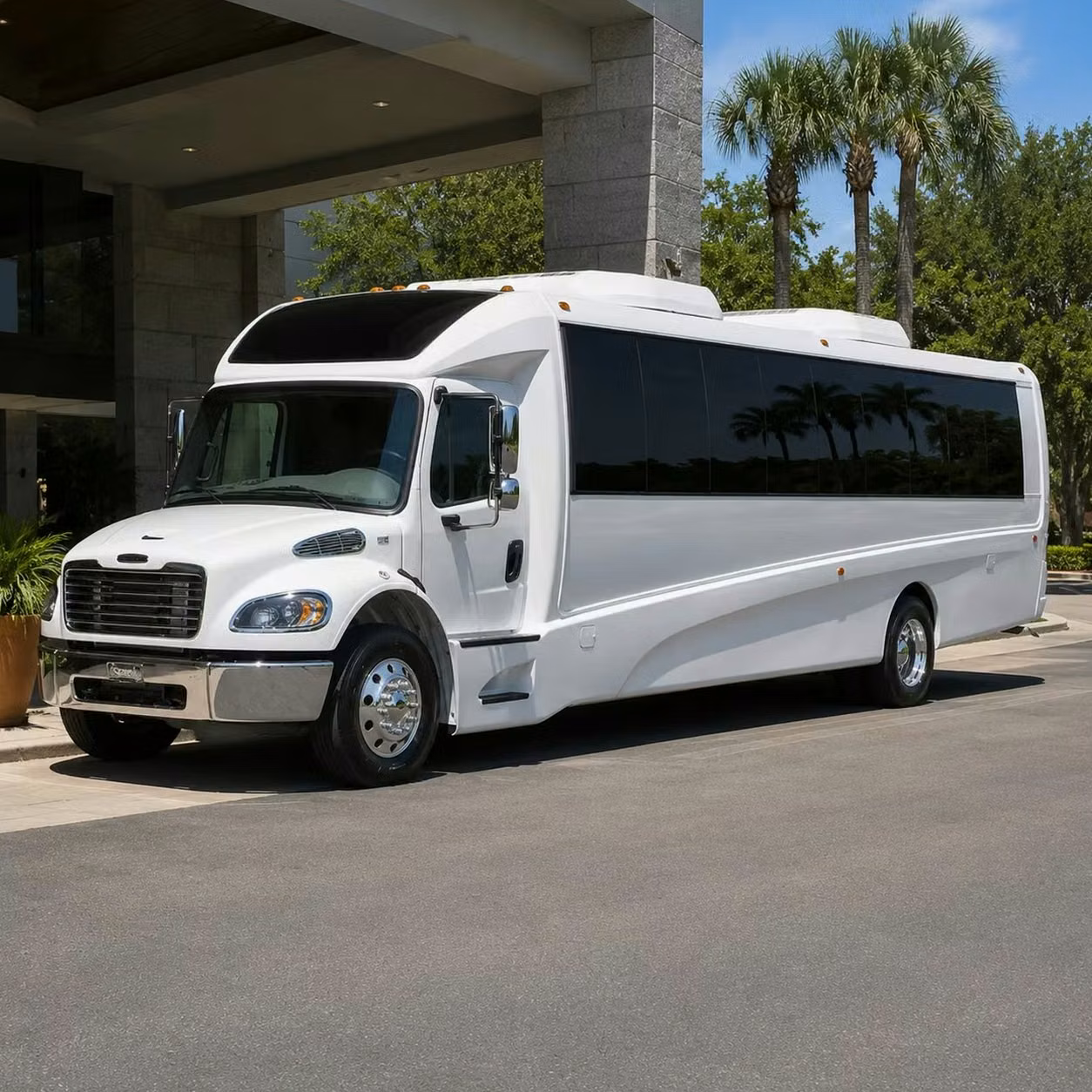 torrington 30 passenger minibus rental