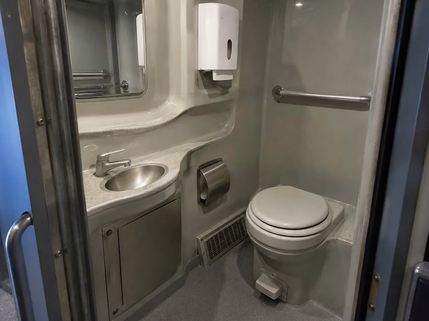 torrington charter bus onboard restroom