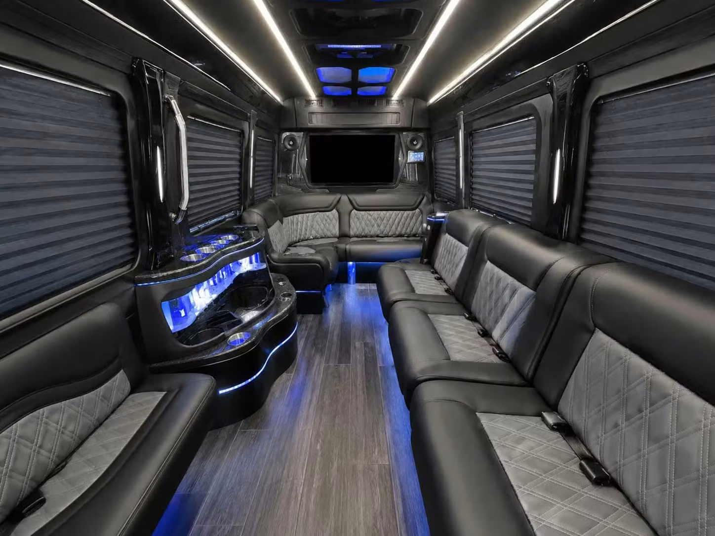 torrington charter bus rentals for touring talent