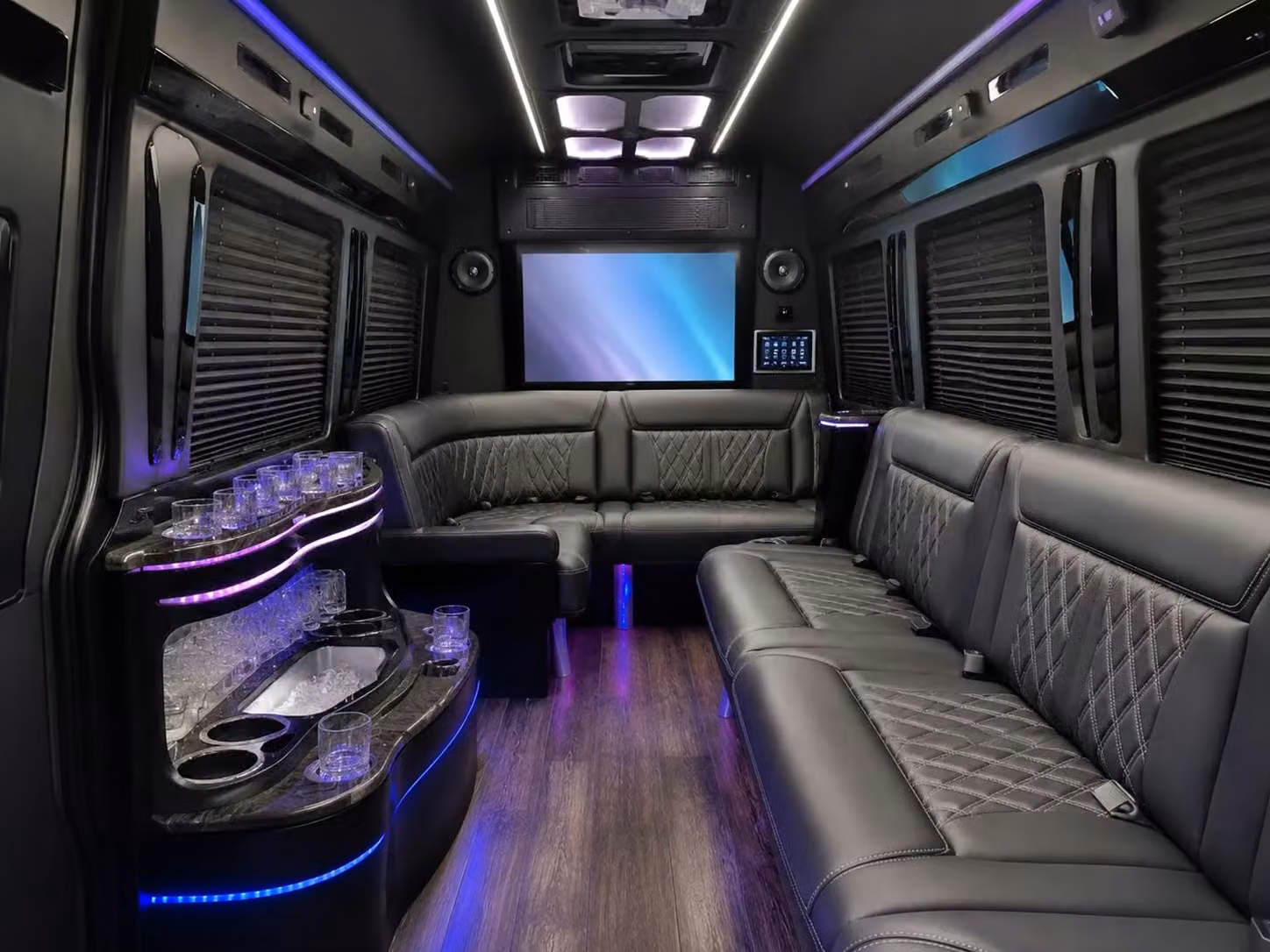 torrington charter bus rentals in torrington and nearby cities